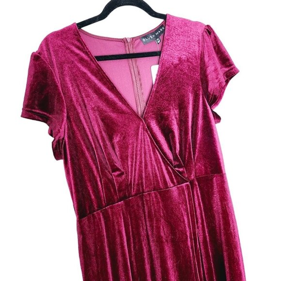 NWT Blushmark Ruby Burgundy Velvet Short Sleeve Maxi Dress - Picture 3 of 8